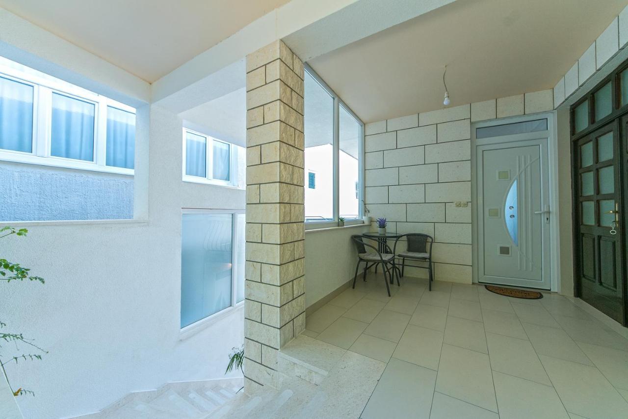 Apartment Brela 16603B Exterior foto